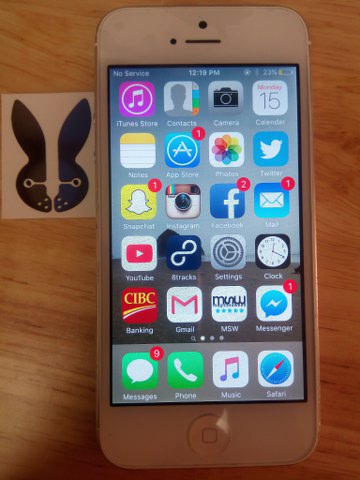 iphone screen repaired white